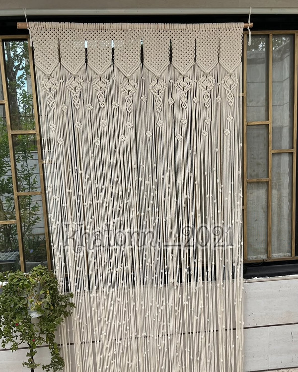 پرده زیبای مکرومه