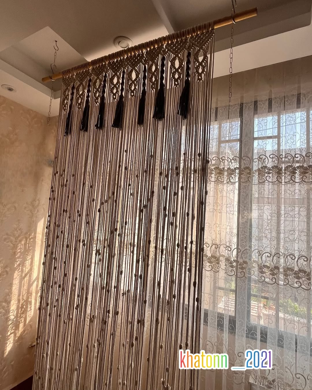 پرده مکرومه بافی