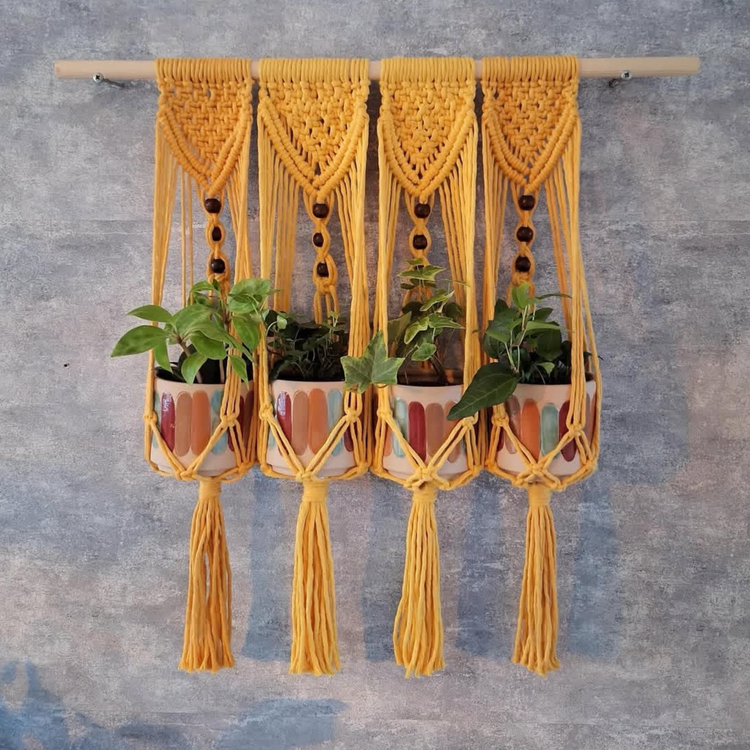 قشنگترین اویز گل مکرومه