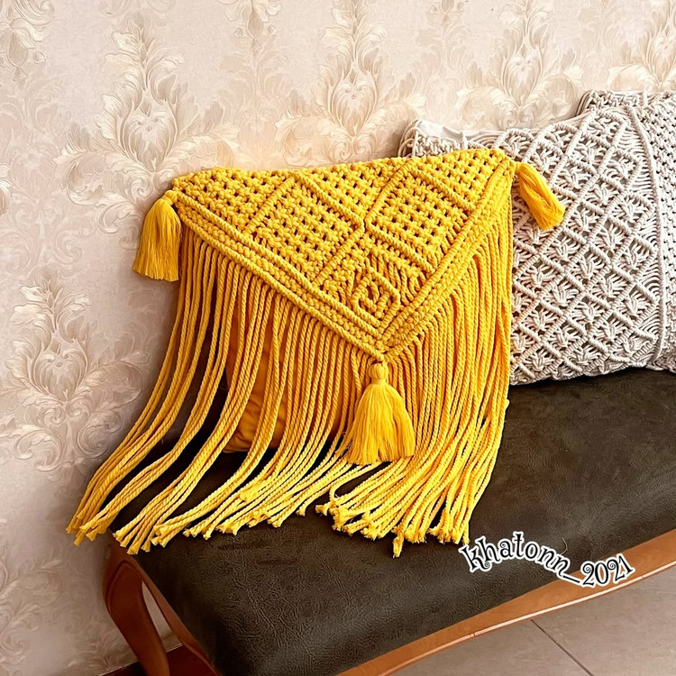 زیباترین کوسن مکرومه