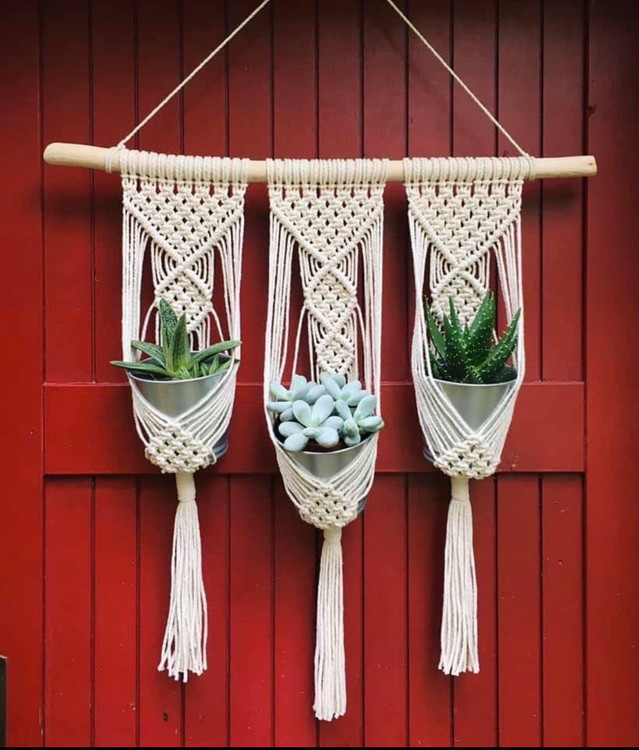 بروزترین اویز گل مکرومه