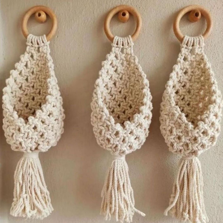 اویز لونه کبوتری شیری